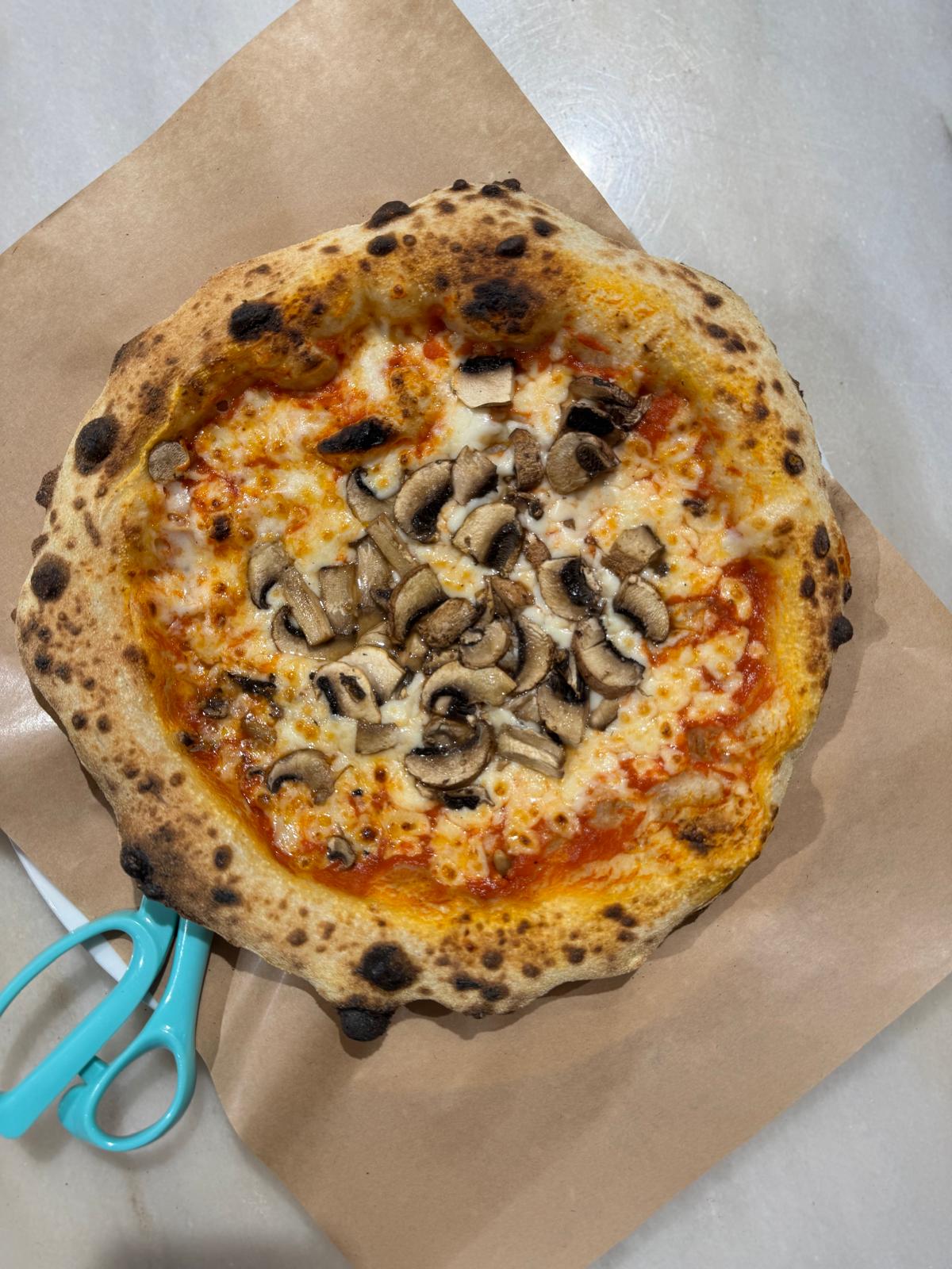 Pizza Ai Funghi